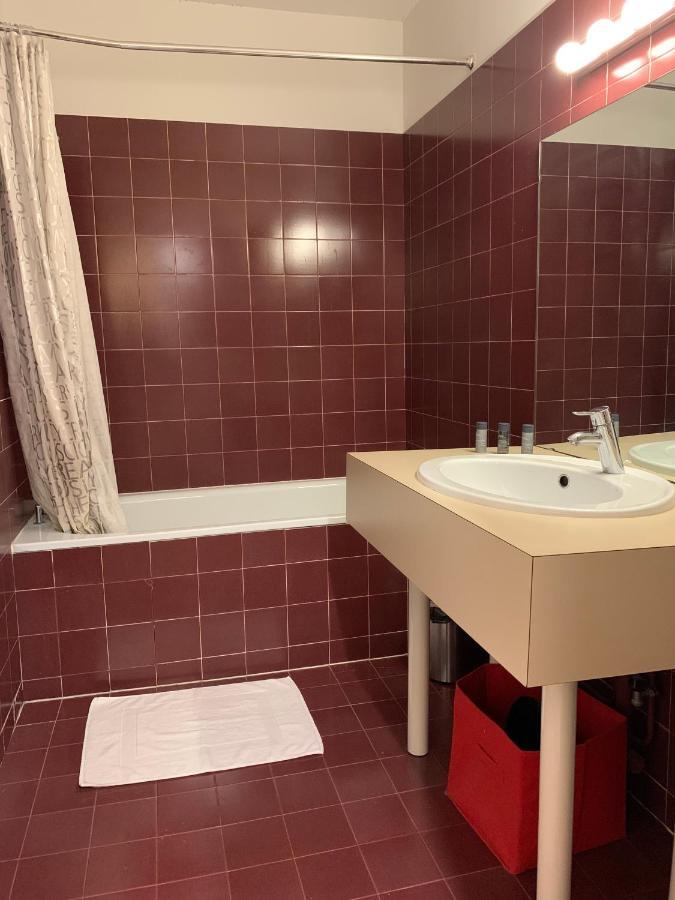 Appartamento Appart Hyper Centre - Le Chapelet Bordeaux Esterno foto